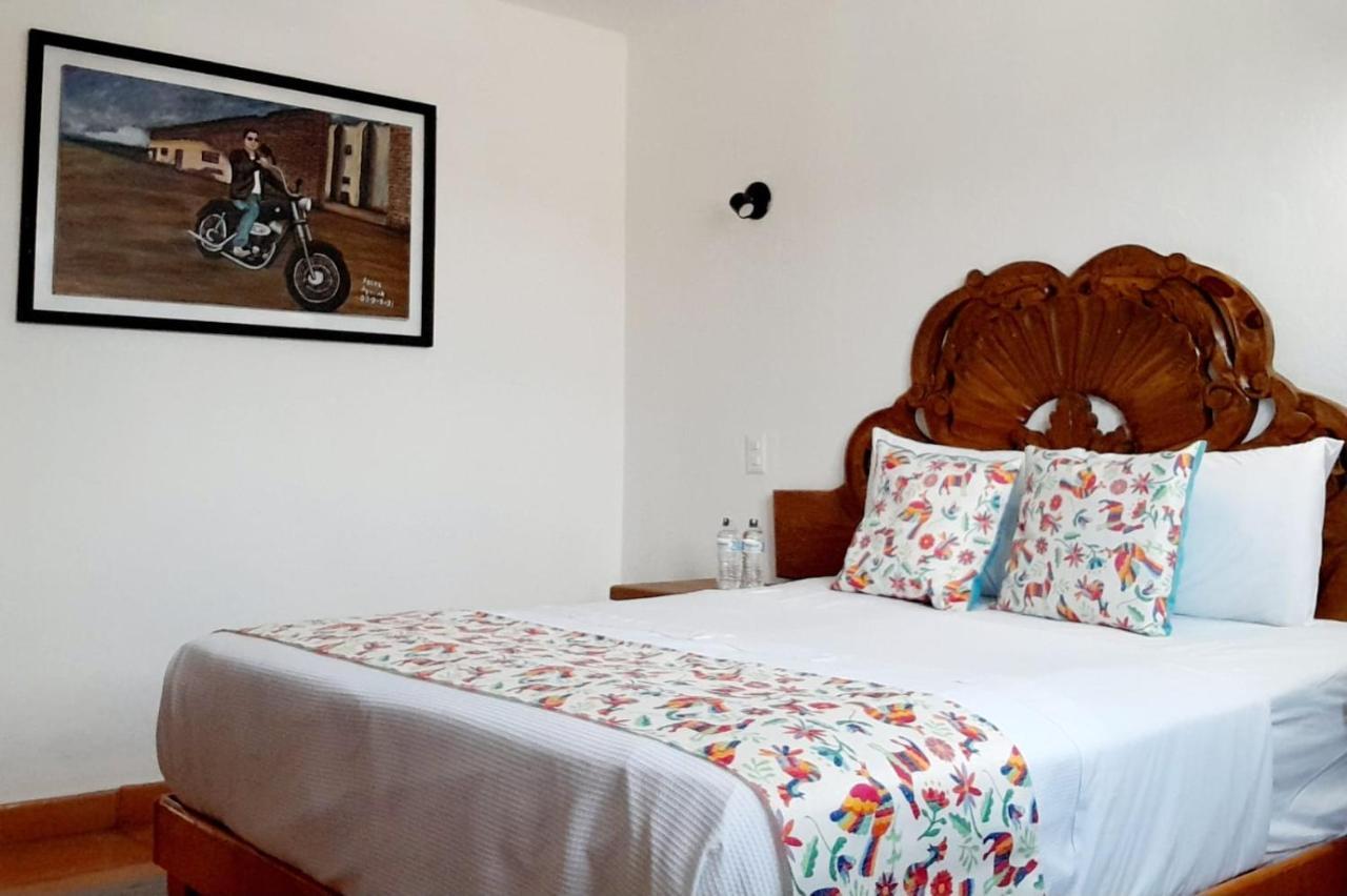 Hotel La Lejona 圣米格尔－德阿连德 外观 照片